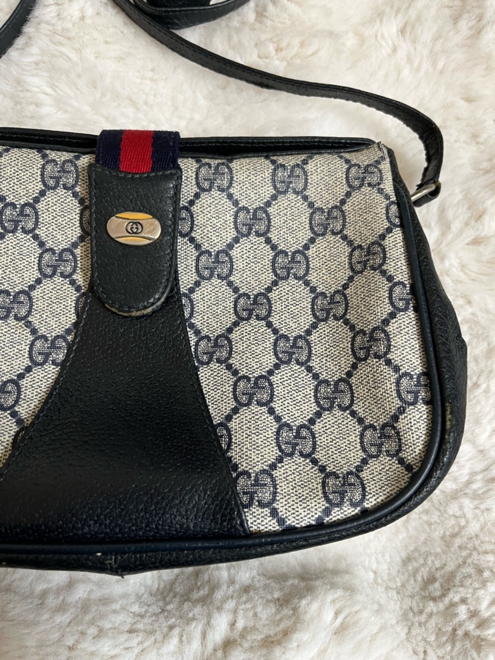 Vintage GUCCI GG Supreme Sherry Line Shoulder Bag PVC Navy Gold 72 02 024 - READ - Picture 3 of 16